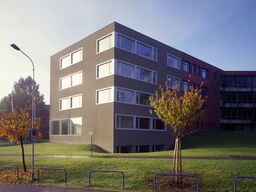 Foto vom Schulhaus Röhrliberg, Cham